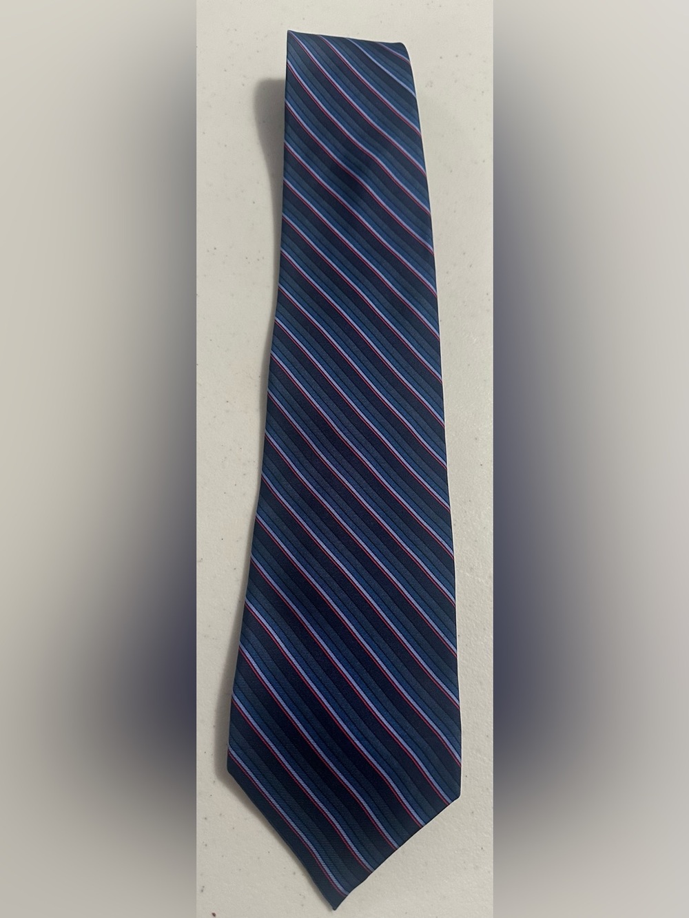 BEAU TIES LTD of Vermont Men's Diagonal Stripe Tie in Blue and Red